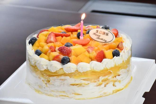365蛋糕一周年视频，我们用一年时间，把生日快乐变成了一种生活方式